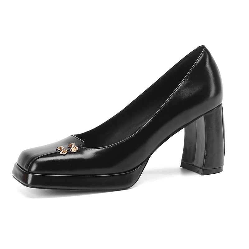 Arched Heel Genuine Leather Understated Pumps - Black / 5