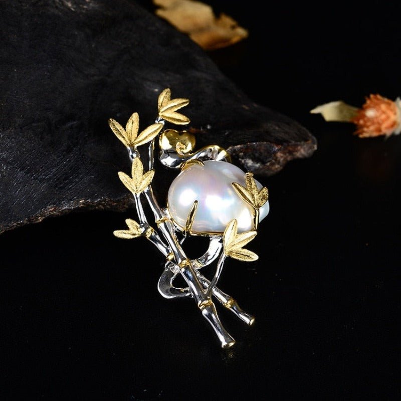 Bamboo and the Pearl Pendant/Brooch - Ideal Place Market