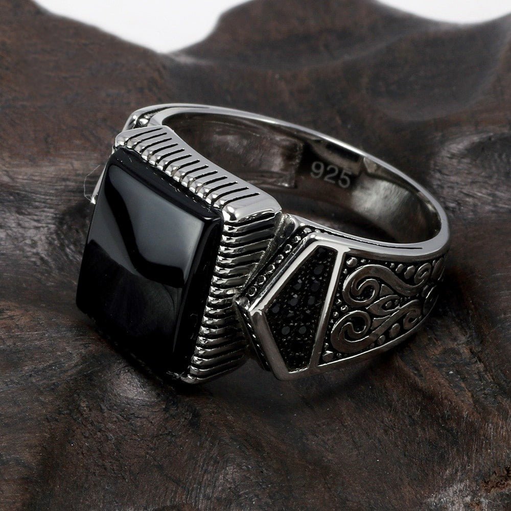 Old World S925 Silver & Black Agate Ring for Men - Ideal Place Market