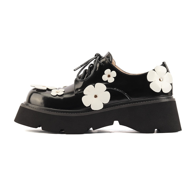 Thick Bottom Black Leather Loafers with White Leather Daisy 